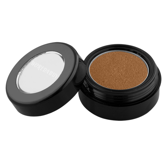 viaGlamour image of a extreme-eyeshadow